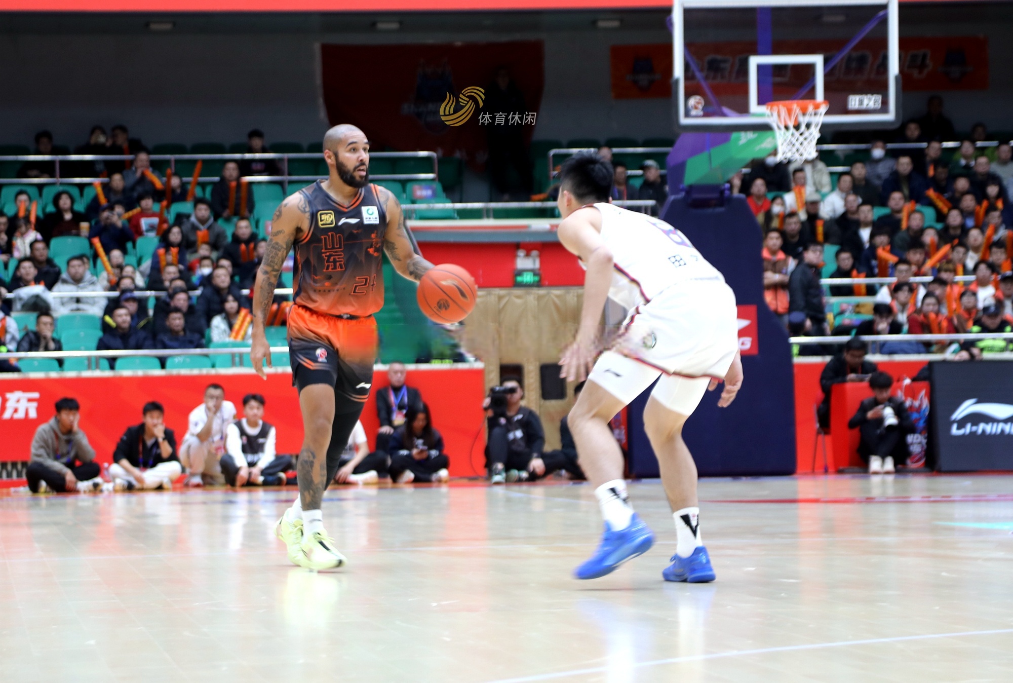 江苏男篮击败山东队,出人意料 江苏男篮击败山东队,出人意料