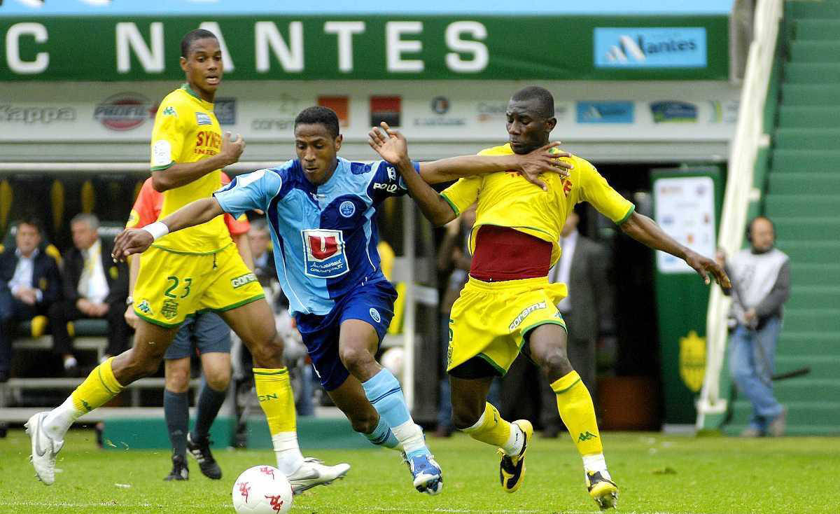 世俱杯官网-南特客场挑战甘冈,双方实力的对抗备受期待