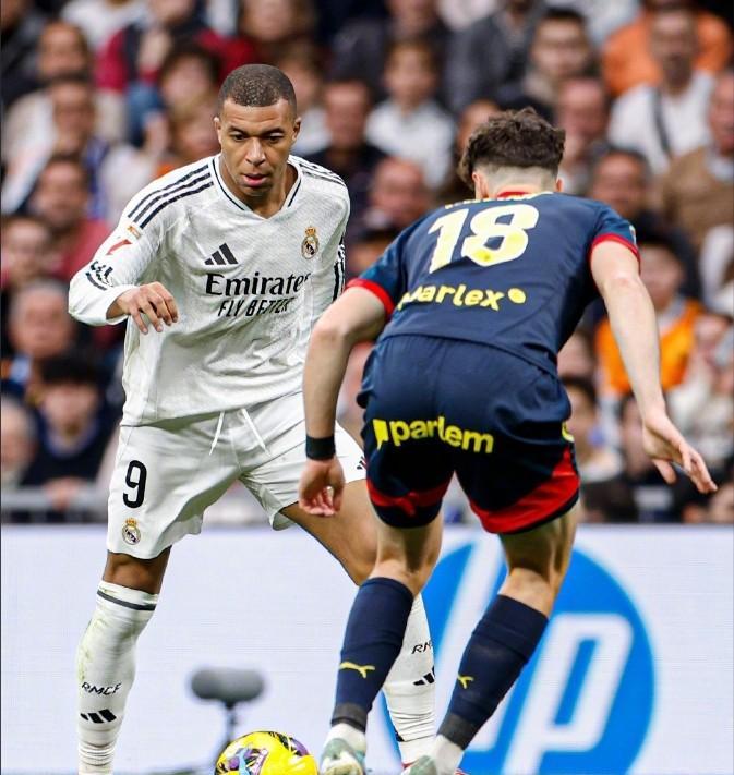 皇马困境丛生,齐达内应对几何?的简单介绍 皇马困境丛生,齐达内应对几何?的简单介绍