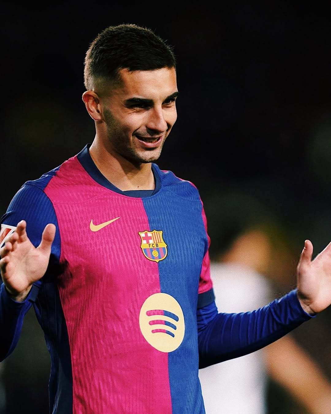 世俱杯决赛-巴伦西亚主帅换帅,球队注入新活力