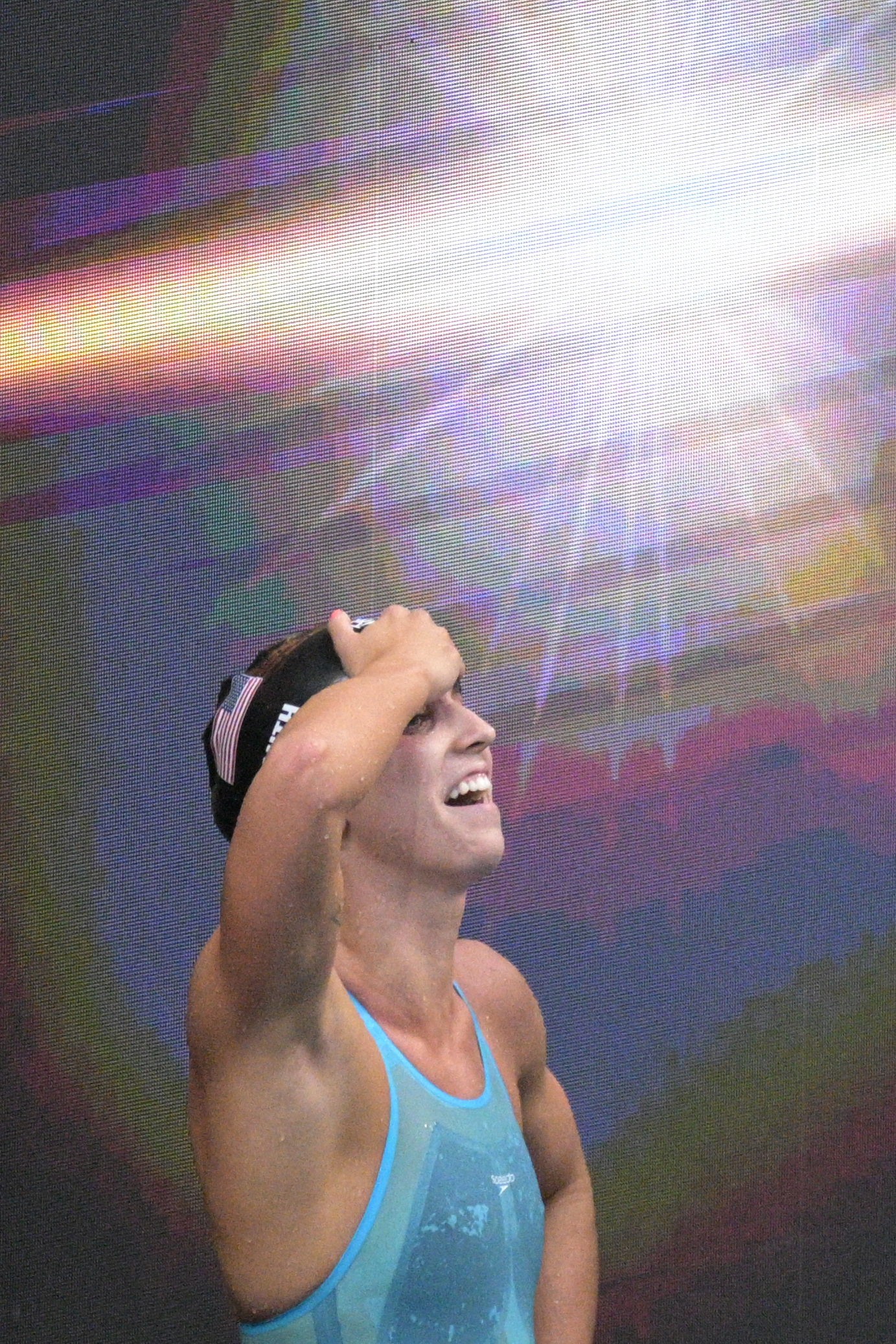 关于新加坡游泳健将领跑泳池,速度游遍全球的信息 关于新加坡游泳健将领跑泳池,速度游遍全球的信息