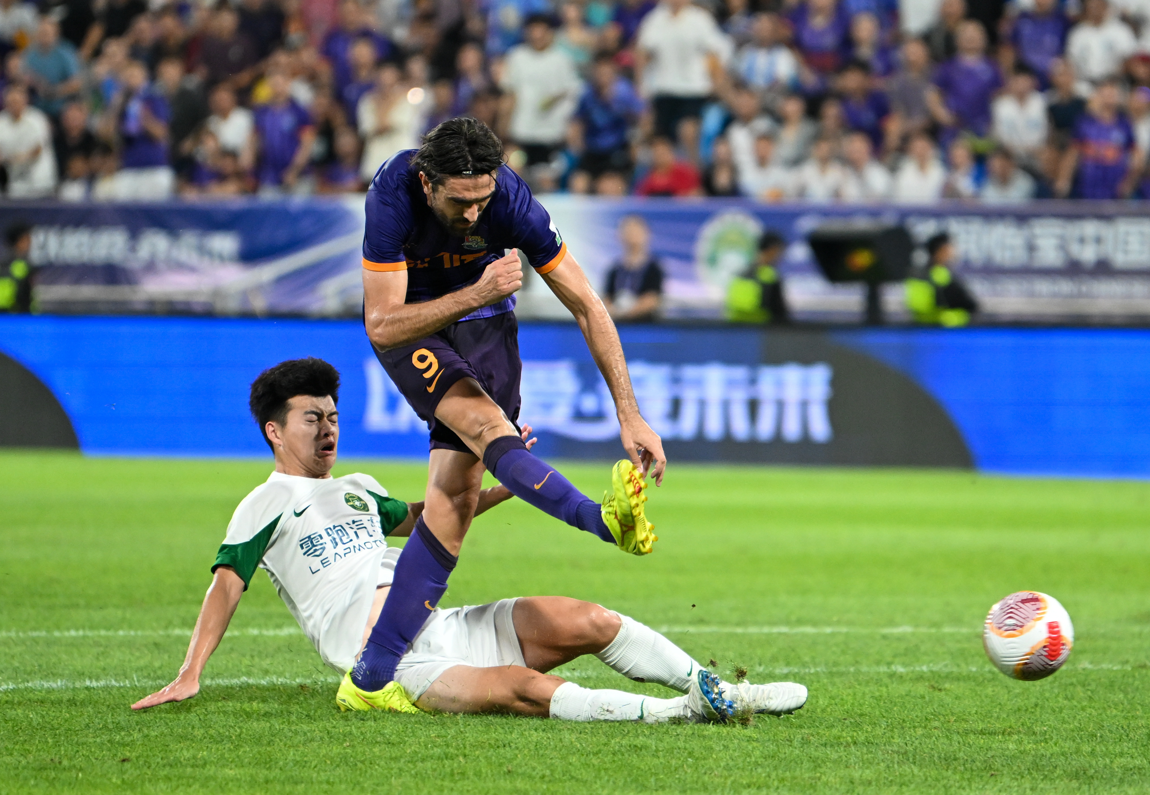 世俱杯冠军-中超赛场绝技充满魅力全新