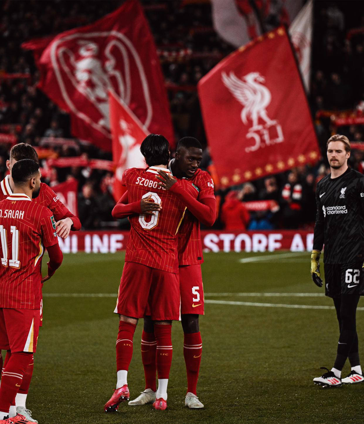 世俱杯-利物浦主场大胜,稳固不败纪录