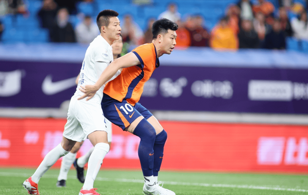 大连实德客场战平,保持不败纪录 大连实德客场战平,保持不败纪录