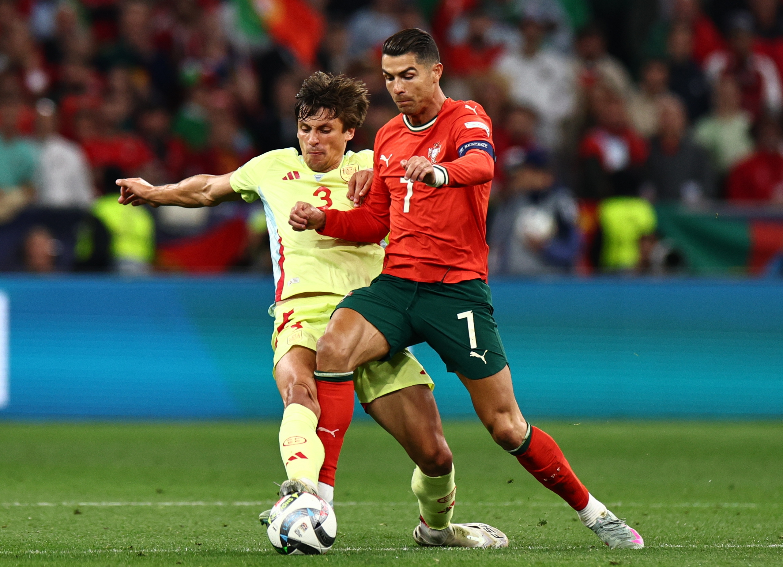 法国队豪取欧预赛开门红，葡萄牙队步入强者之列的简单介绍