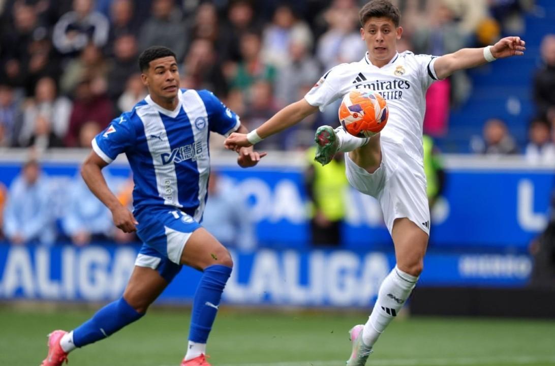 世俱杯分组-巴斯克斯将成为雷恩足球俱乐部的主力中场的简单介绍