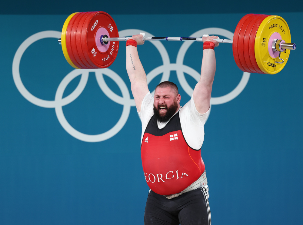 世俱杯2025-男子举重比赛：乌克兰选手勇夺冠军