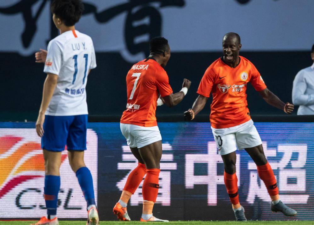 世俱杯直播-球队收到重大转会消息,外援将加盟增强实力