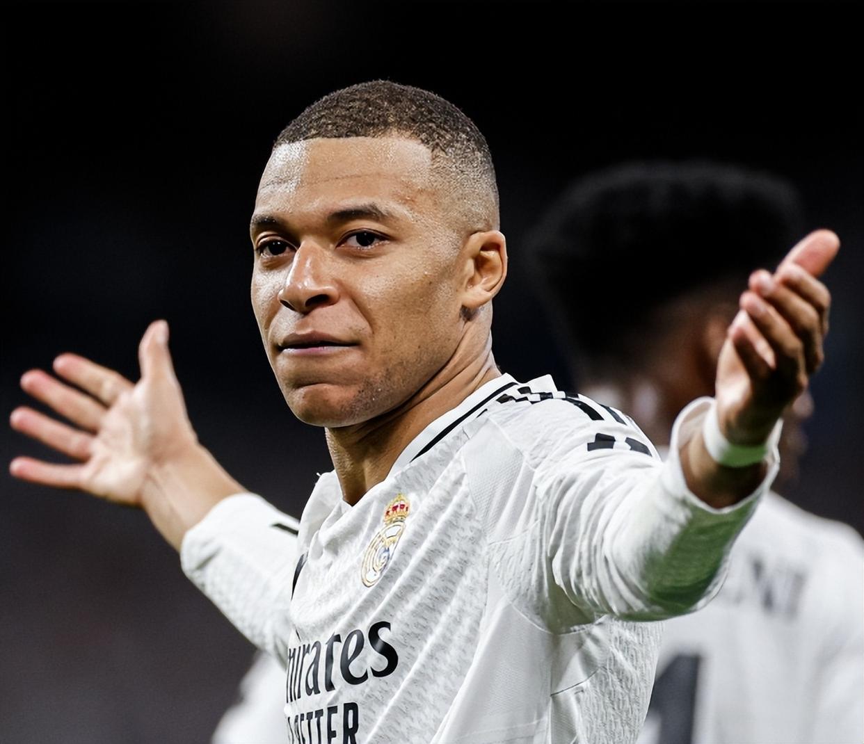 魅力球星时刻展现实力风采吸引众目