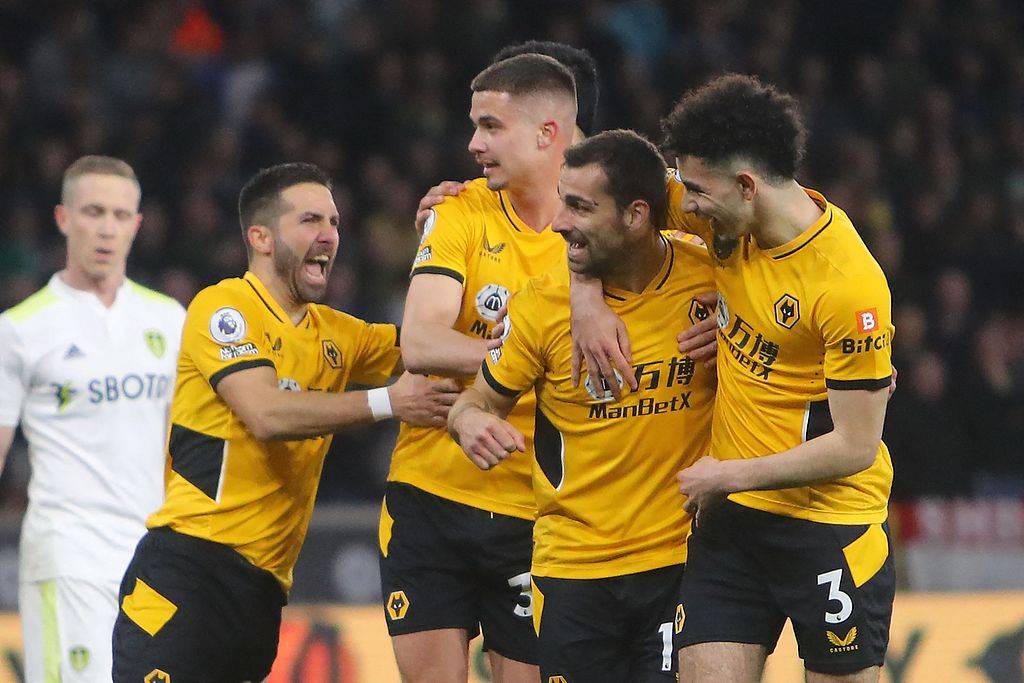 世俱杯参赛资格-狼队逐渐回暖,英超保级路仍任重道远