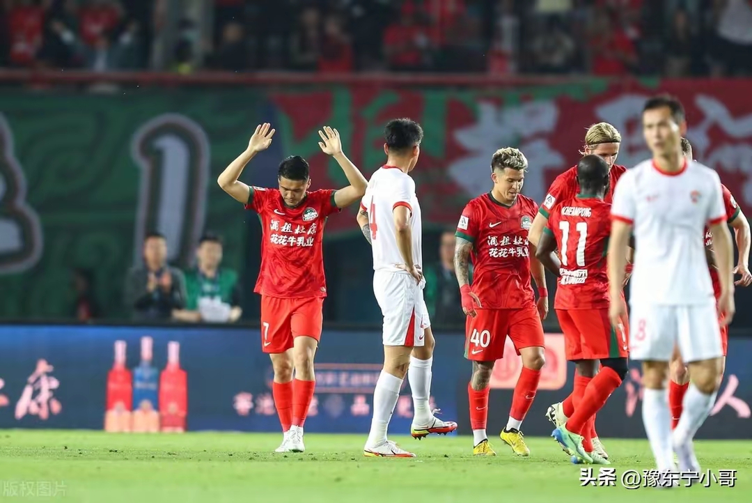 世俱杯决赛-青岛队外援发挥不佳,输给河南队