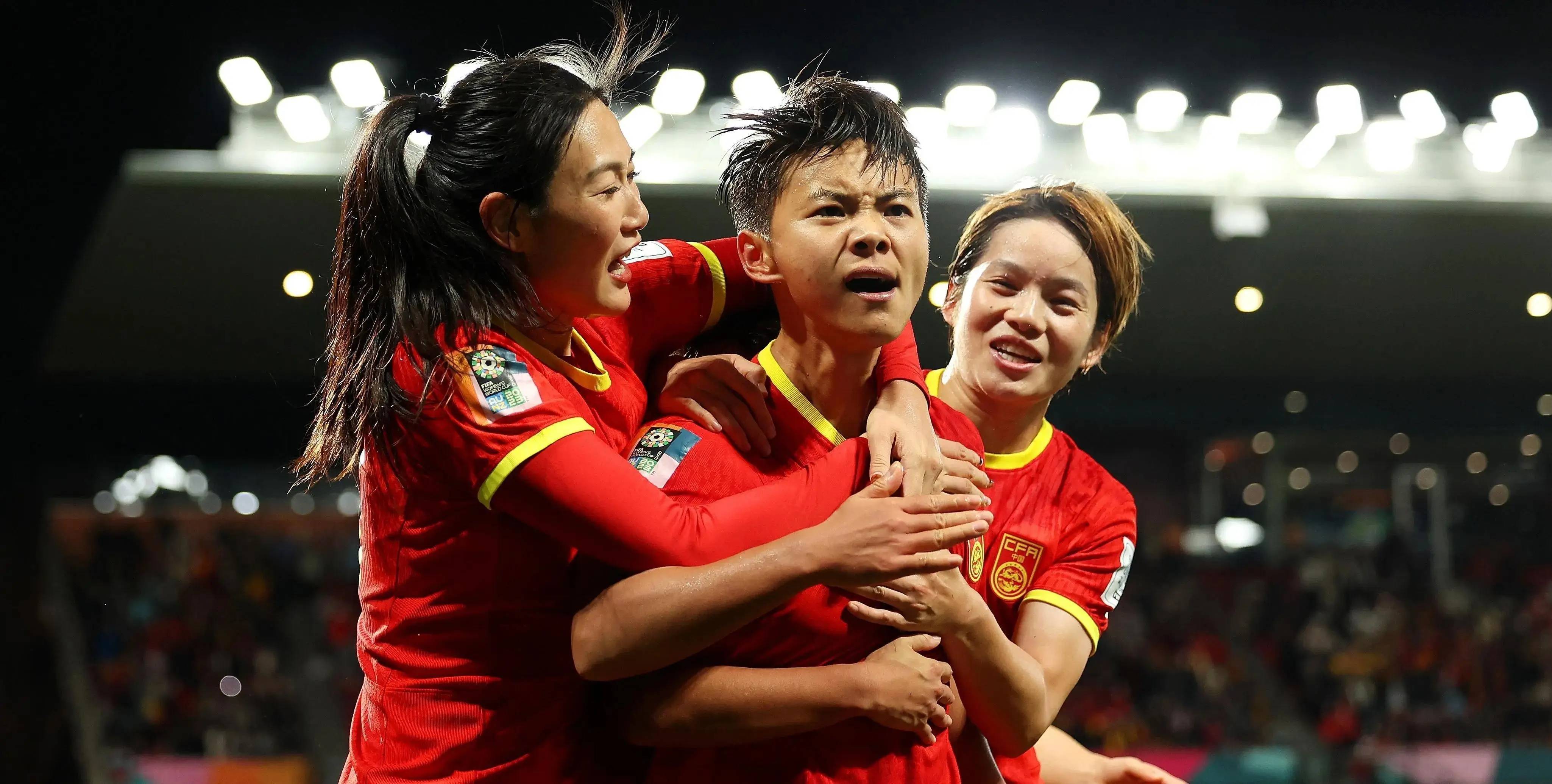 关于中国女足击败劲敌，勇夺冠军殊荣的信息