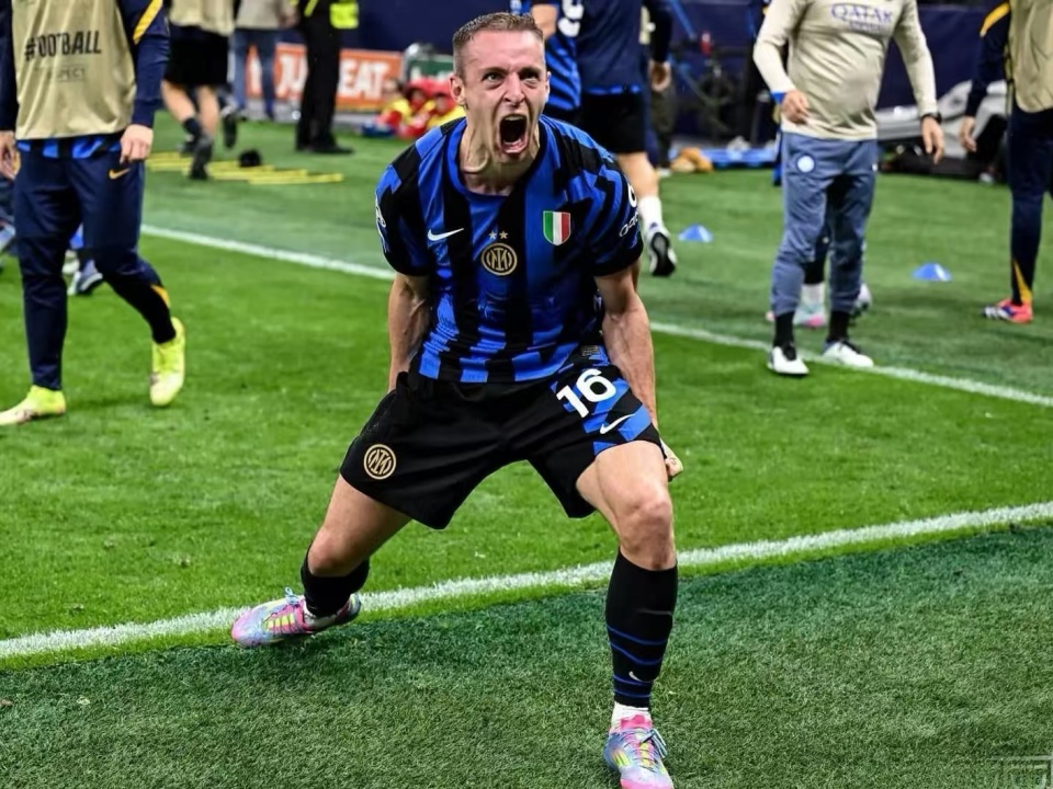 世俱杯分组-关于那不勒斯中后卫关键封堵，助球队取得胜利的信息