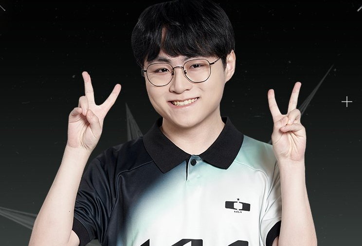 TL横扫DK，ShowMaker关键团战开团秒人宿敌对决四强赛，锁定晋级资格