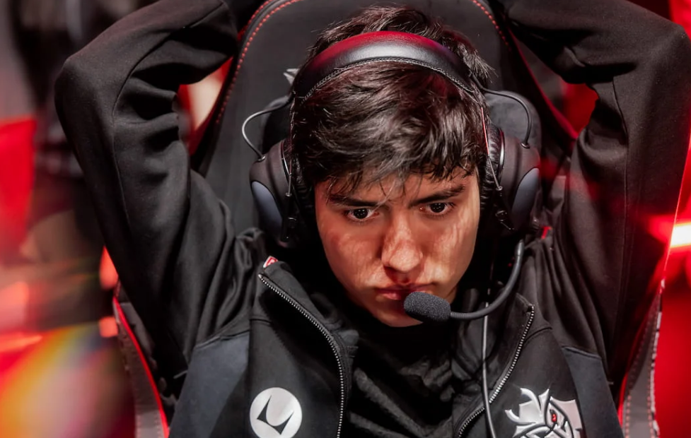 TSM鏖战FNC，Caps打出惊人五杀宿敌对决小组赛，技惊四座的简单介绍