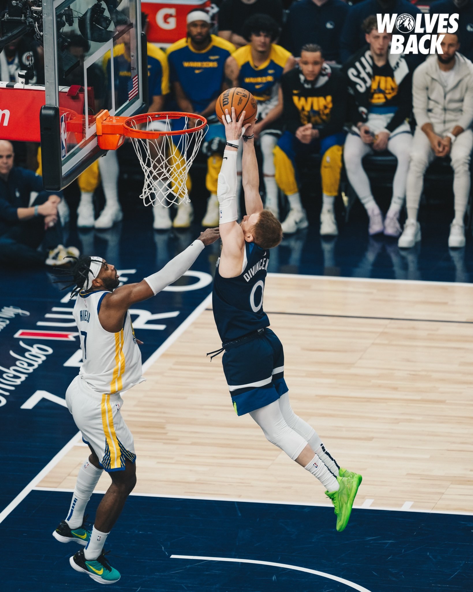 世俱杯分组-包含勇士击败国王，晋级西部决赛的词条