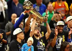 勇士队再制霸一切，东西强者巧逢