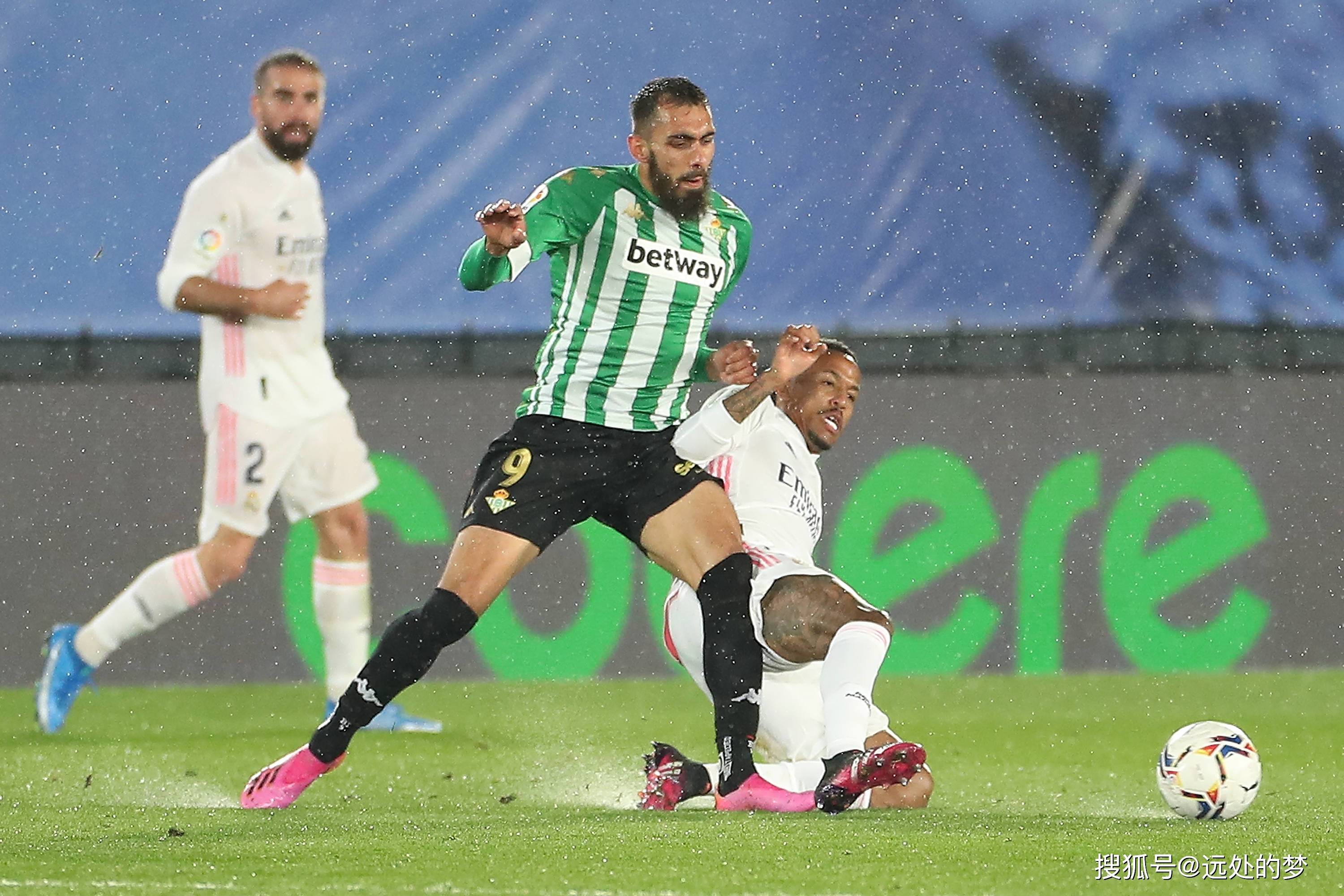 欧洲联赛中强强碰撞，挑战无尽可能