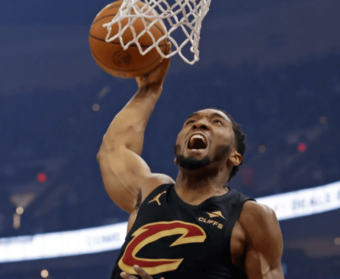 米切尔砍下30分，爵士战胜篮网