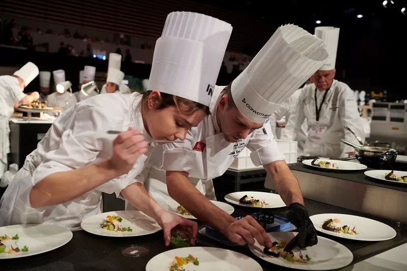 世俱杯奖金-包含丹麦完胜智利，法比尼奥高光表现的词条