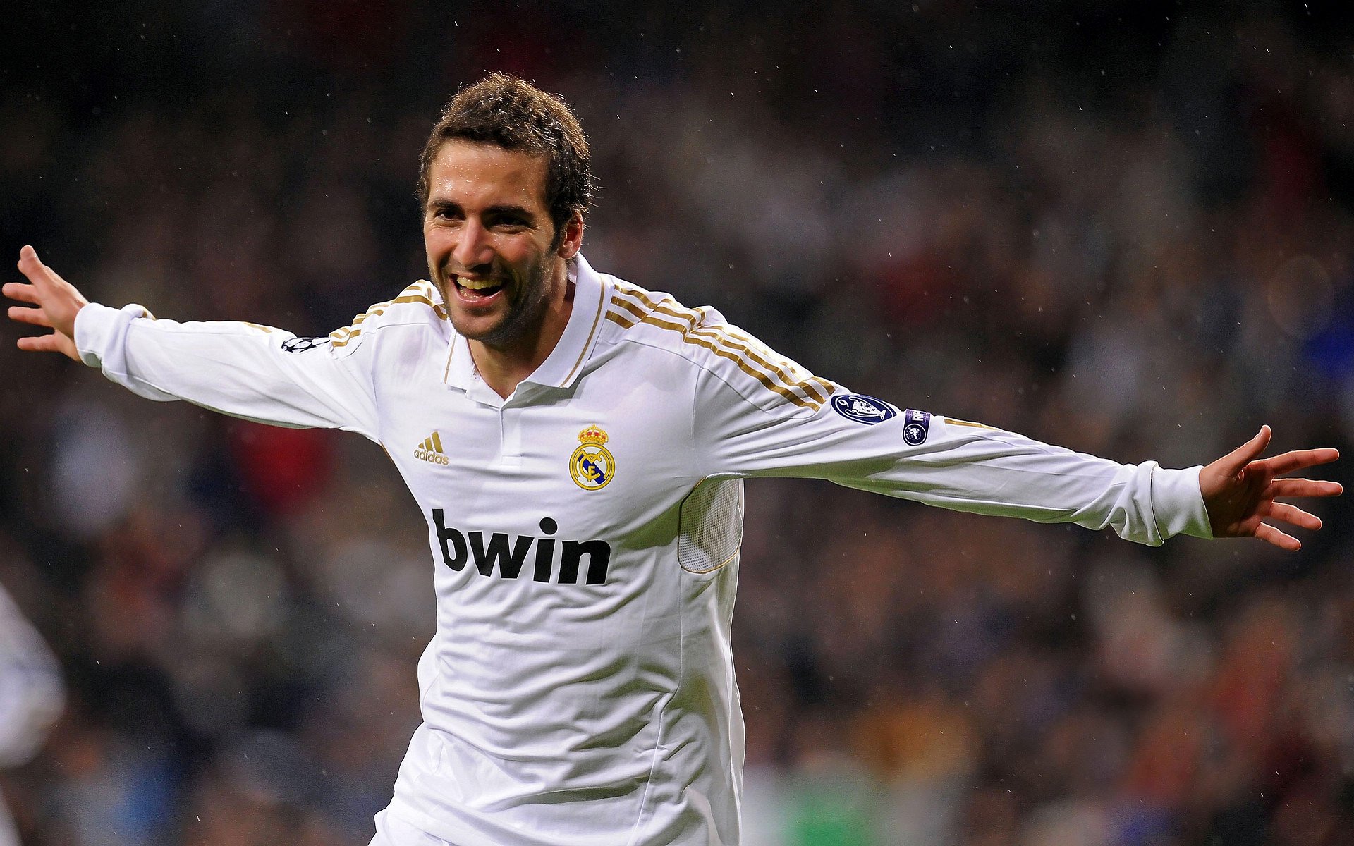 绝境中的闪电,克瓦拉茨赫利亚如何一剑封喉,劈开西决生死夜