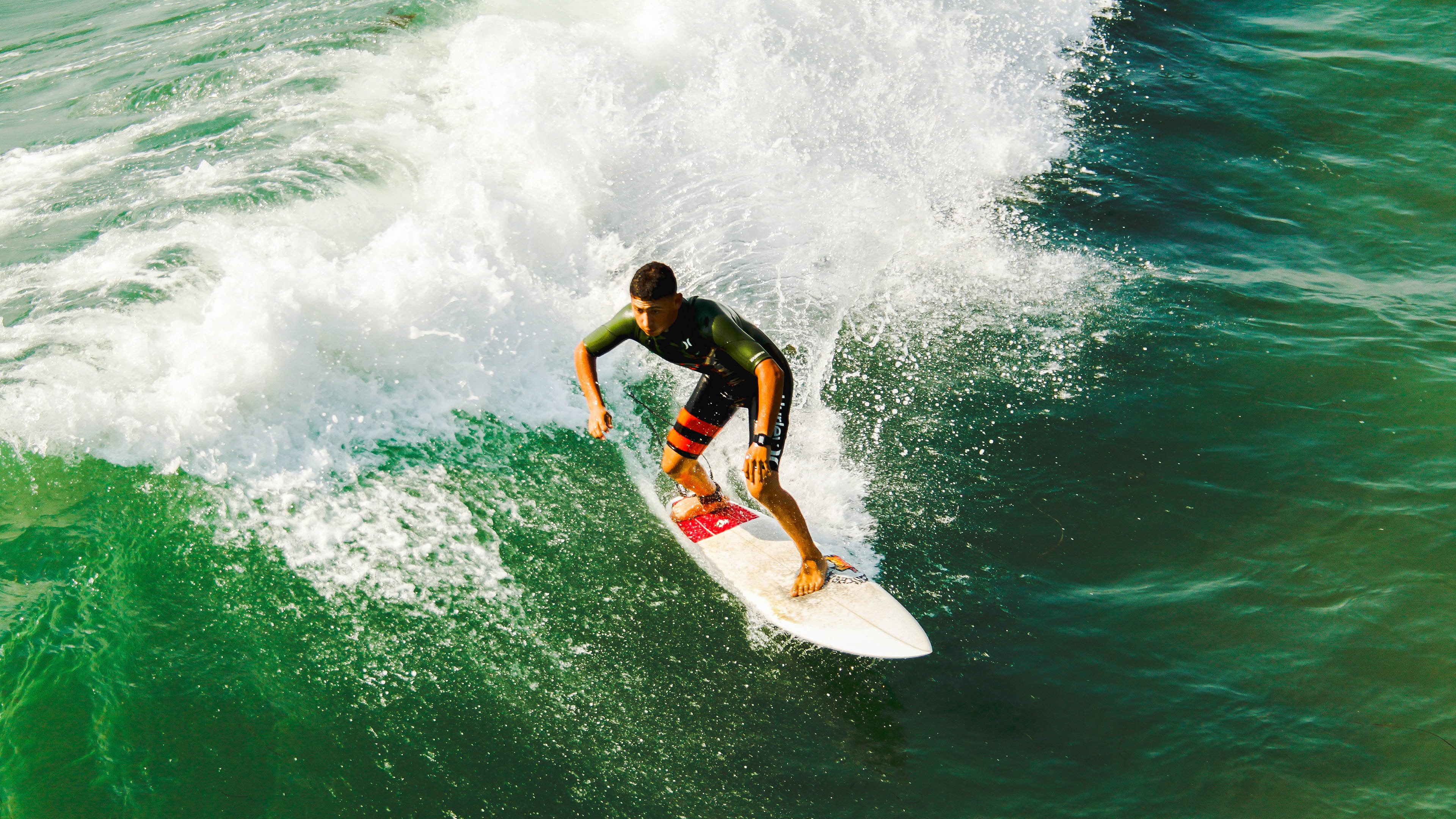 世俱杯直播-德约科维奇，法网完胜蒙特卡洛，火热状态诠释唯一传奇