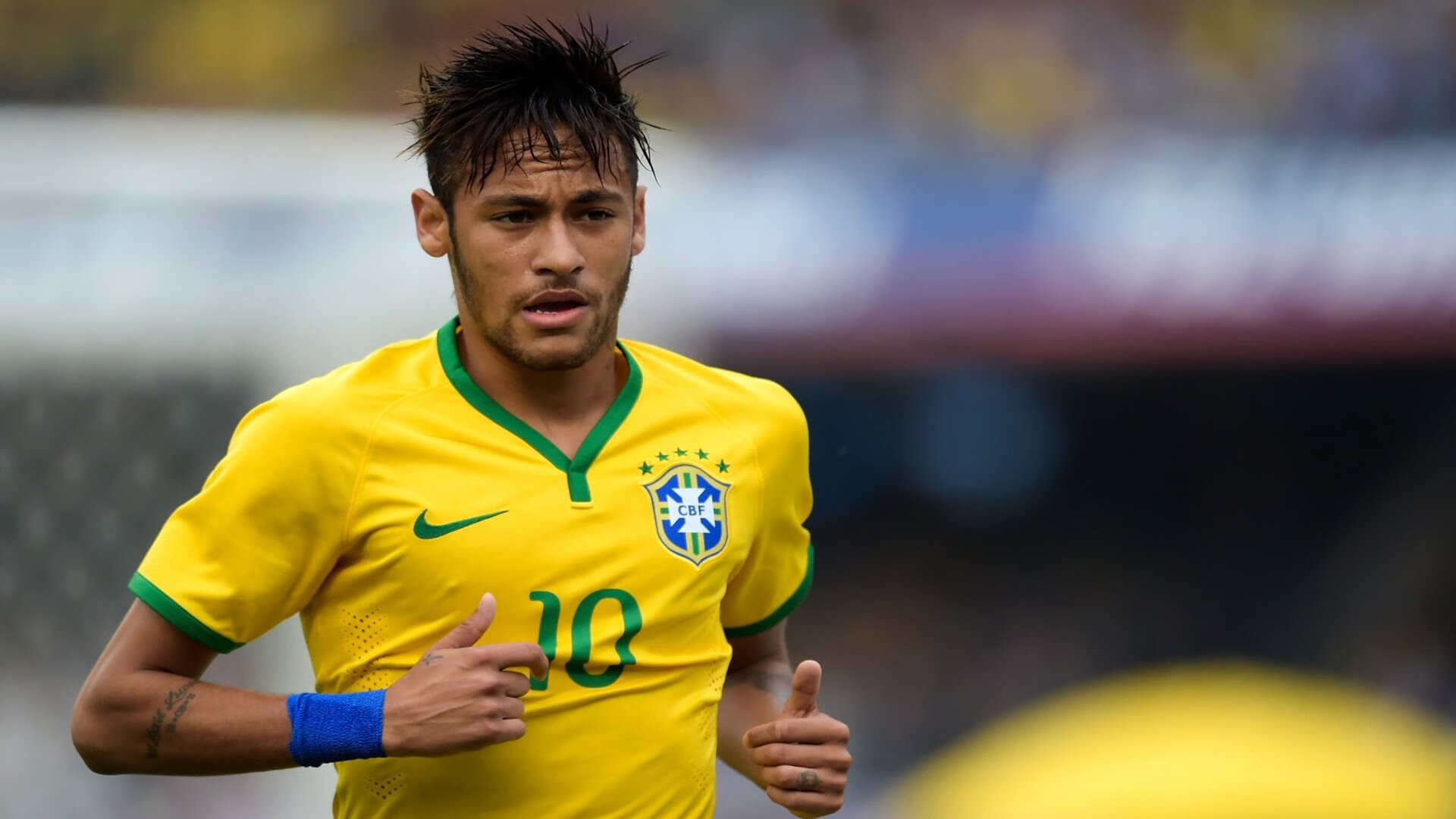 纳达尔，澳网险胜铸就韧性丰碑，法网火热再续红土传奇